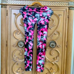 No Boundaries floral Leggings 3-5 Small guc